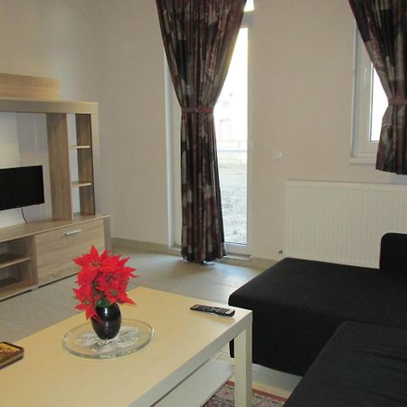 Apartament Daniela Appartement Floreşti Buitenkant foto